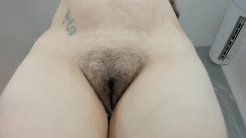 Snapshot of hellen_tirey chatting on September 24, 2:46 pm HELLEN online show from September 24, 2:46 pm