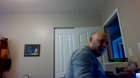 Snapshot of helloforfun111 chatting on February 28, 6:52 pm helloforfun111 online show from February 28, 6:52 pm