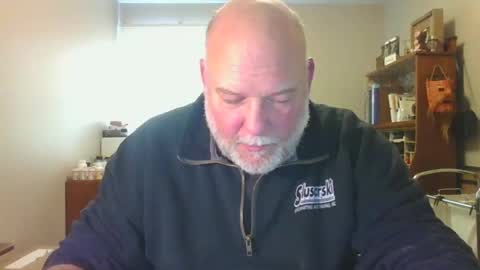 Snapshot of helloforfun111 chatting on December 12, 8:10 pm helloforfun111 online show from December 12, 8:10 pm