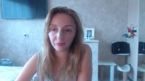 Snapshot of hellokittykaty chatting on October 20, 6:18 am Victory online show from October 20, 6:18 am
