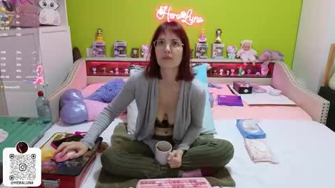 HeraLuna  online show from February 10, 10:02 pm