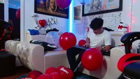 hercules_men online show from February 7, 5:10 am