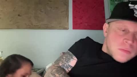 heretopleaseyounow580990 online show from May 22, 8:43 am