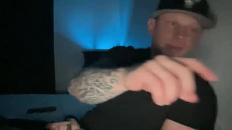 heretopleaseyounow580990 online show from April 14, 5:55 am