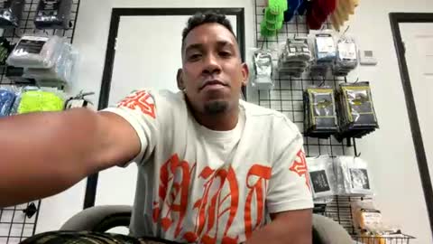 herrokirkland online show from July 18, 1:18 am