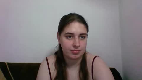 hess_luna_ online show from October 6, 9:05 am