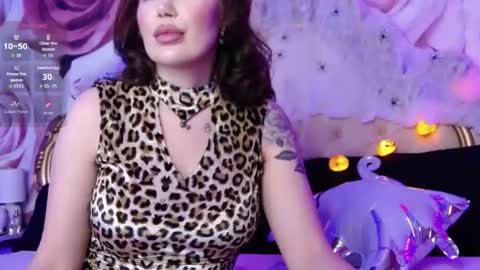 Hessy online show from October 31, 6:19 pm