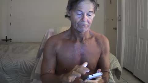 hewes1 online show from March 26, 11:15 am