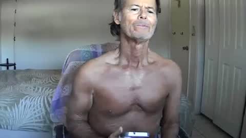 hewes1 online show from February 25, 12:42 pm