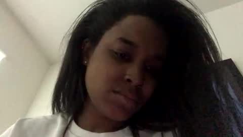 heyyou301990 online show from November 3, 9:05 pm