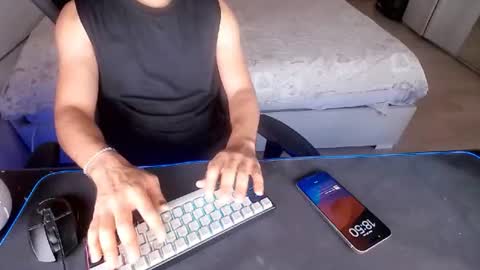 Hfucker online show from June 29, 4:50 pm
