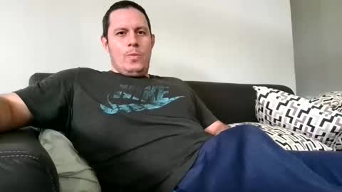 jafet online show from December 25, 6:09 pm