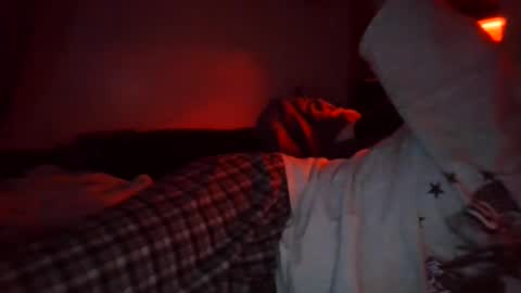 Snapshot of hi_life850 chatting on January 2, 5:03 am MR. Bation online show from January 2, 5:03 am