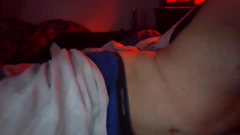 Snapshot of hi_life850 chatting on February 12, 12:27 am MR. Bation online show from February 12, 12:27 am