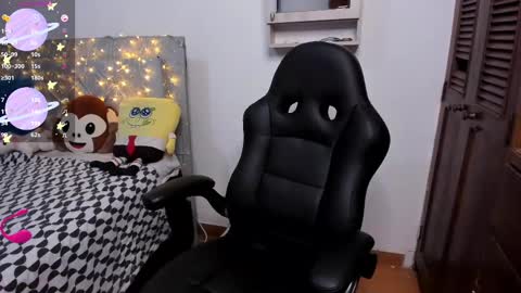 Diana online show from March 10, 5:29 pm