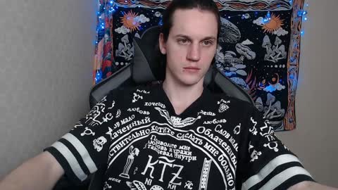 higherdegree online show from December 7, 11:29 pm