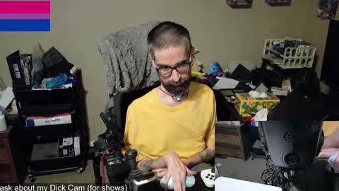 Snapshot of highpriest_belial chatting on December 31, 11:06 pm James Belial online show from December 31, 11:06 pm