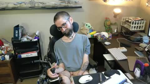 Snapshot of highpriest_belial chatting on September 28, 9:02 pm James Belial online show from September 28, 9:02 pm