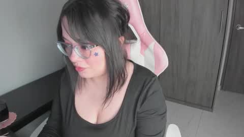 hikaru_arimura online show from November 20, 12:37 pm