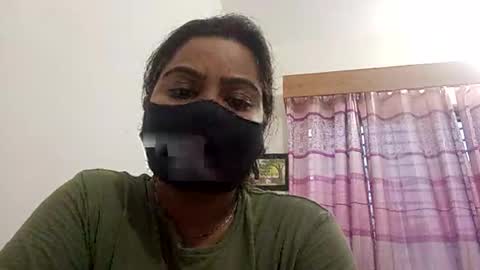Snapshot of himuhimu22 chatting on October 17, 11:03 am himuhimu22 online show from October 17, 11:03 am