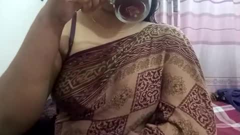 Snapshot of himuhimu22 chatting on October 9, 7:30 pm himuhimu22 online show from October 9, 7:30 pm