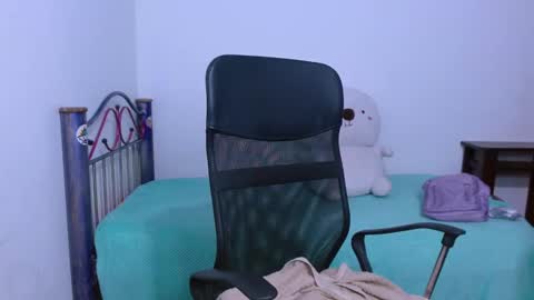      0600AM-1100AM - online show from November 19, 11:58 pm