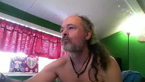 hippiedad333 online show from March 14, 2:43 pm