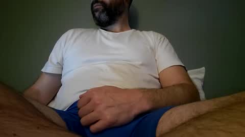 Snapshot of hippopotamus7 chatting on October 25, 5:19 am hippopotamus7 online show from October 25, 5:19 am