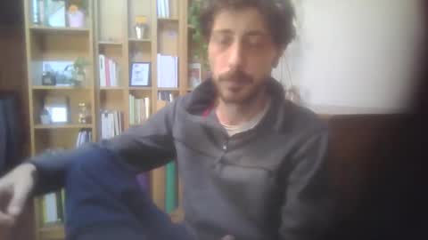 hitmenoww online show from February 15, 11:20 am