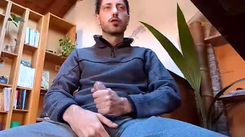 hitmenoww online show from November 23, 9:18 am