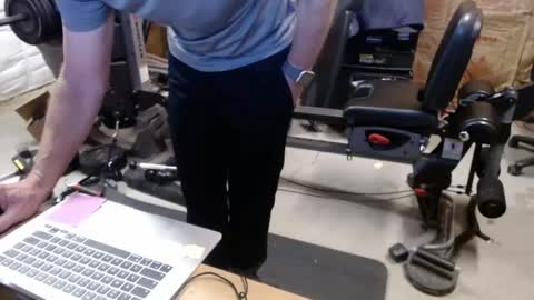 Nick online show from April 8, 11:35 am