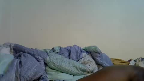 holy_ebony online show from March 16, 3:09 am