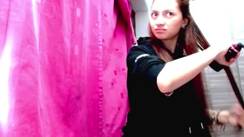 Juli online show from February 18, 2:22 am