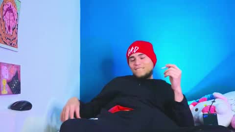      online show from October 22, 3:21 am