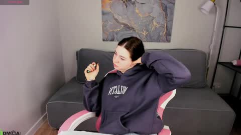 Honey online show from May 12, 1:25 am