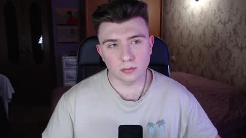 Wolfy online show from April 14, 3:37 pm