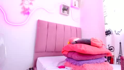 Jhenna martinez online show from September 16, 3:48 pm