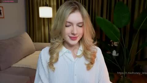 Lina online show from April 15, 7:16 pm