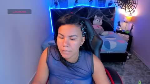 Violet online show from October 19, 6:51 am