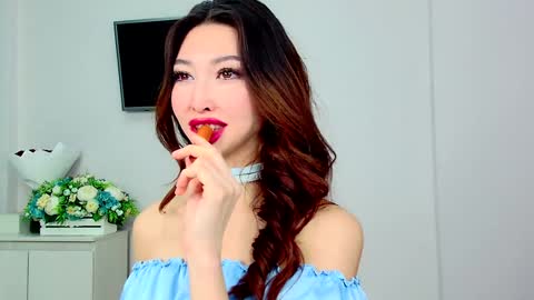 yani  online show from January 21, 6:55 pm