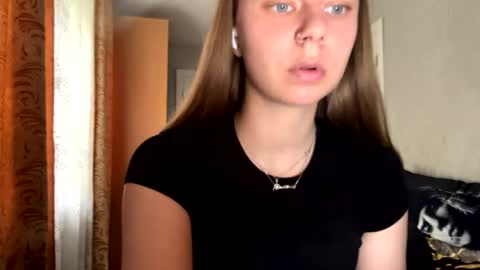Klara online show from May 16, 11:42 am