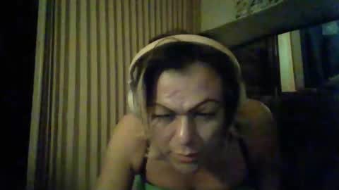 honeybfly99 online show from February 16, 11:27 am