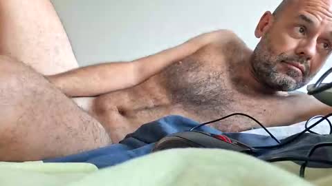 honeydaddyforyou online show from September 24, 6:20 am