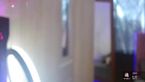 Snapshot of hoolly_jones chatting on September 18, 4:33 pm Hoollly Jones online show from September 18, 4:33 pm