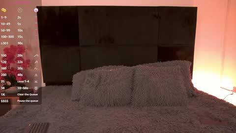 Layla Noir online show from June 8, 11:44 am