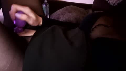 horneymomnextdoor online show from February 20, 4:34 am