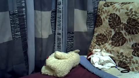 Leila online show from August 1, 5:03 pm