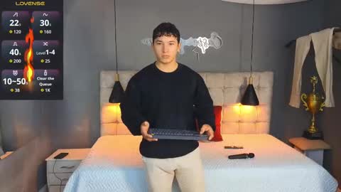 horny_nick18 online show from October 6, 1:07 pm