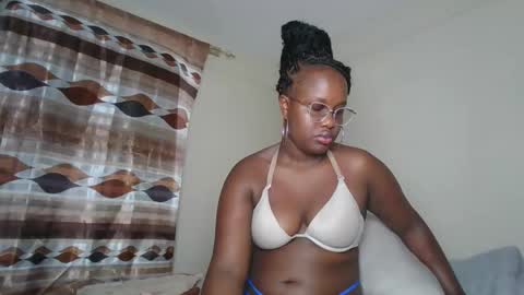 Lucy online show from February 11, 12:31 pm