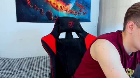 Max online show from February 15, 12:01 pm